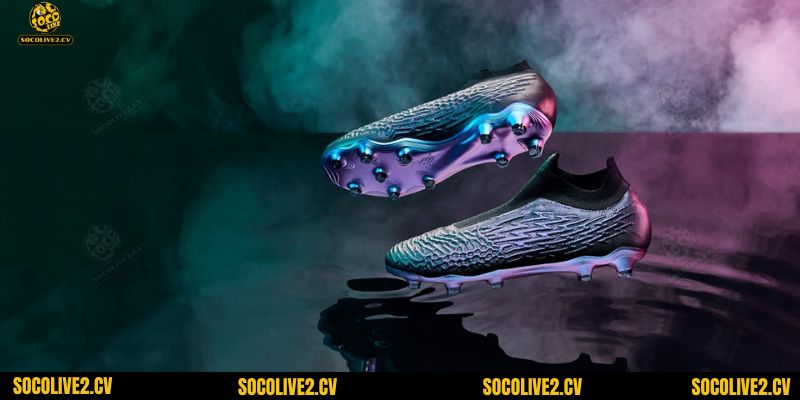 những giày bóng đá hot nhất năm 2025